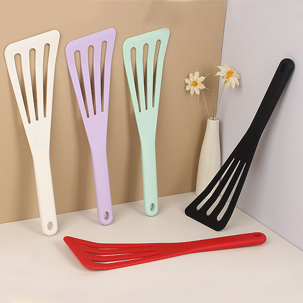Okonomiyaki Spatula - 1PC Silikon Geneigte Ablauf Schaufel für
